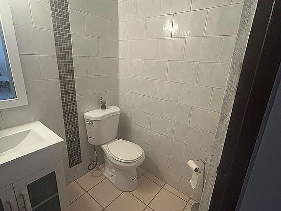 4th image of 500 Paseo Monaco