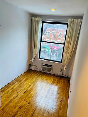 Rented by Bond New York | media 8