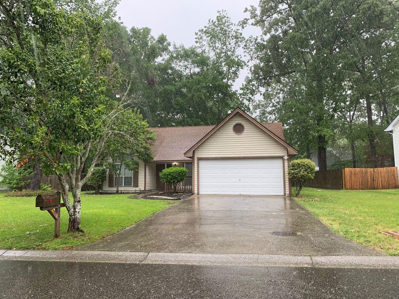 8346 Longridge Rd, North Charleston, SC 29418 Zillow