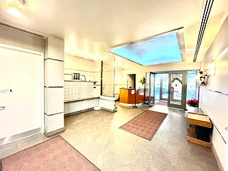 Rented by Addison Property Group