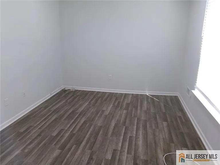 4261 Bayberry Ct — Photo 20