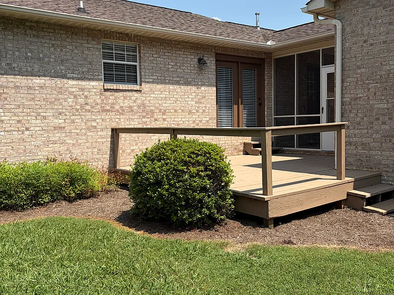 309 S Coleman Dr — Photo 2