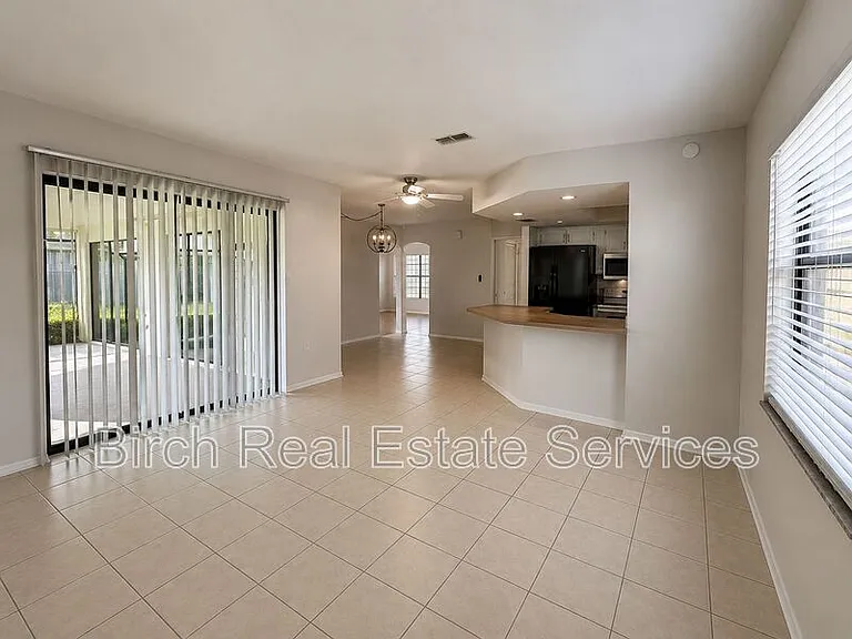 1326 Calamondin Dr — Photo 6