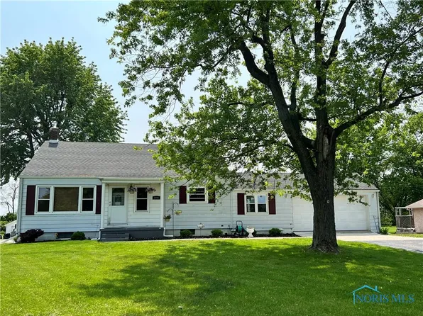 2291 McCutchenville Rd, Fostoria, OH 44830