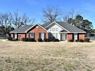 130 Travis Ln, Leesburg, GA 31763