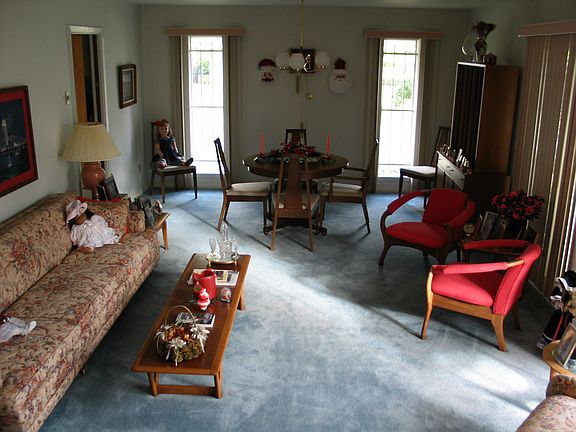 4th image of 5002 Briarbend Dr