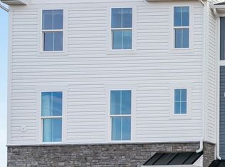 1187 Olivia Dr N, Oakdale, PA 15071