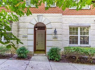 12426 Liberty Bridge Rd #B, Fairfax, VA 22033