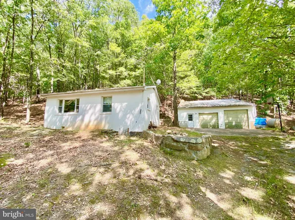 610 Chili Rd, Cabins, WV 26855