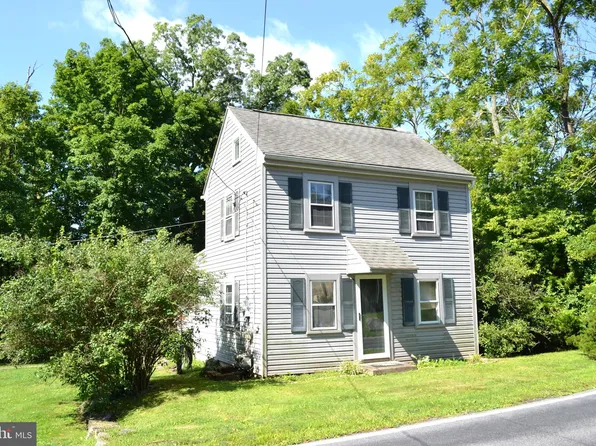 330 Main St, Schwenksville, PA 19473