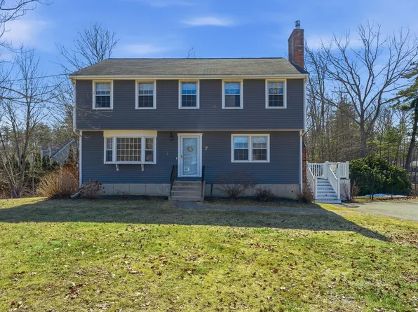 7 Winterbrook Court, York, ME 03909