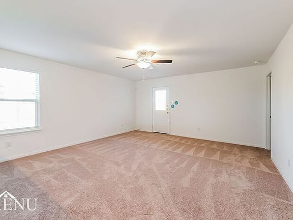 5th image of 101 Fox Glen Trl
