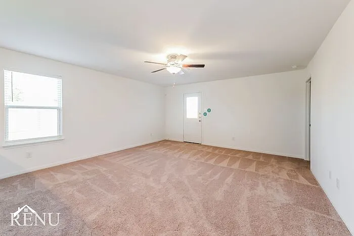101 Fox Glen Trl — Photo 5