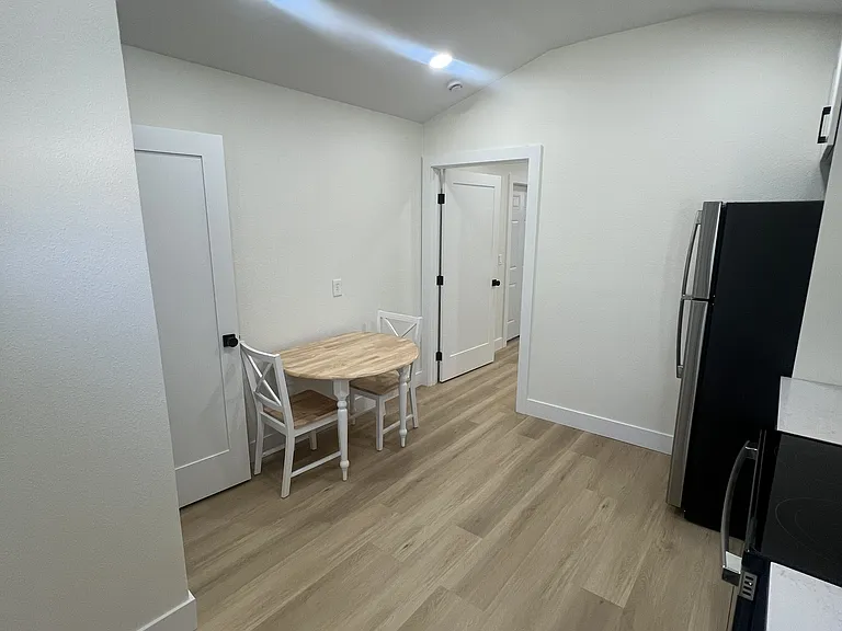 1326 Pennsylvania Blvd #1 — Photo 3