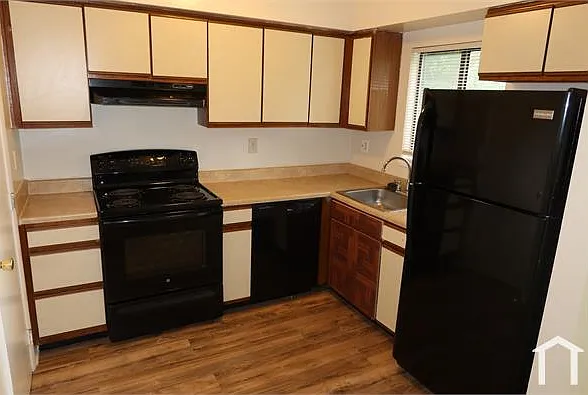 6459 Woodgreen Cir — Photo 5