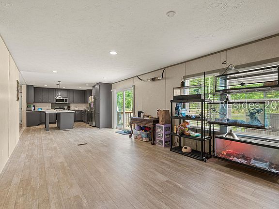 5th image of 48 Community Center Rd
