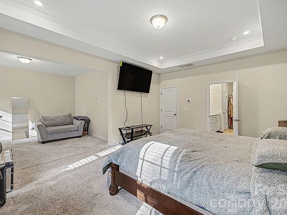 4th image of 14503 Holbrooks Rd