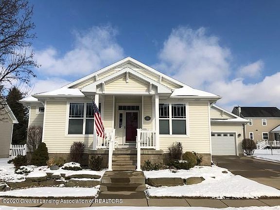 2nd image of 524 Avocet Dr
