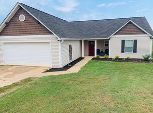 153 Crestview Dr, Carnesville, GA 30521