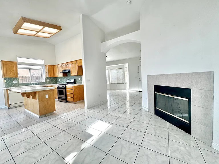 2561 Goldeneye Dr — Photo 12