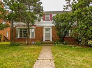 3680 Bendemeer Rd, Cleveland Heights, OH 44118