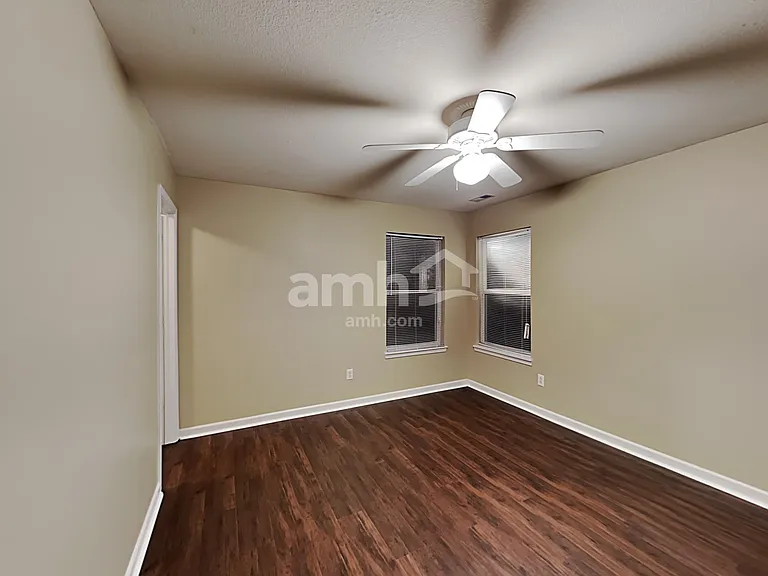 10224 Clear Sky Dr — Photo 11