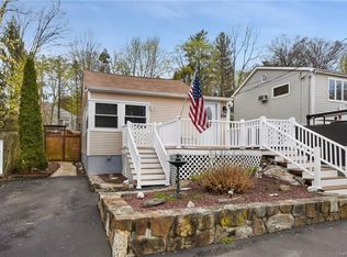 224 Overland Rd, Mahopac, NY 10541