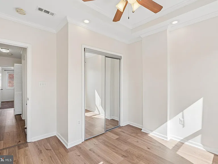 214 N Madeira St — Photo 20