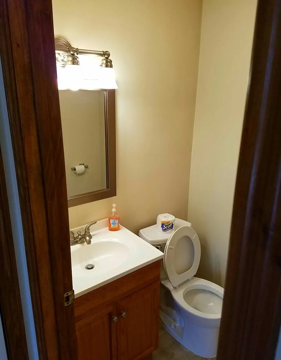 2 bed, 1.5 bath, 1188 sqft, $2,100 — Photo 4