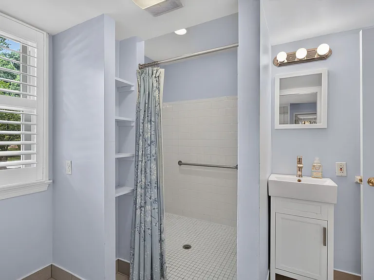 6905 Stonewood Ct — Photo 9