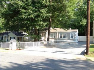 1292 Banberry Rd, Marietta, GA 30067