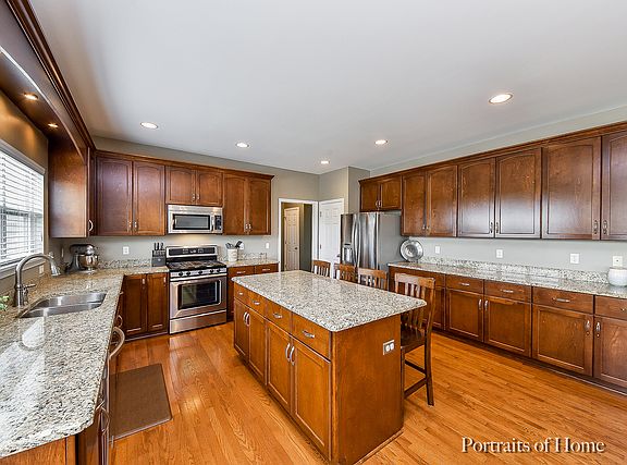4th image of 40W222 Chadsworth Dr