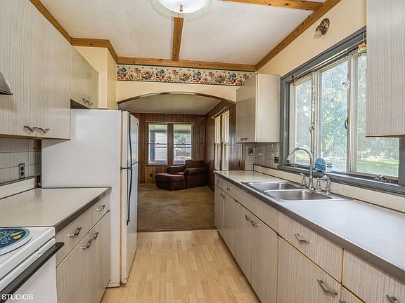 2nd image of 26585 W Stonegate Dr