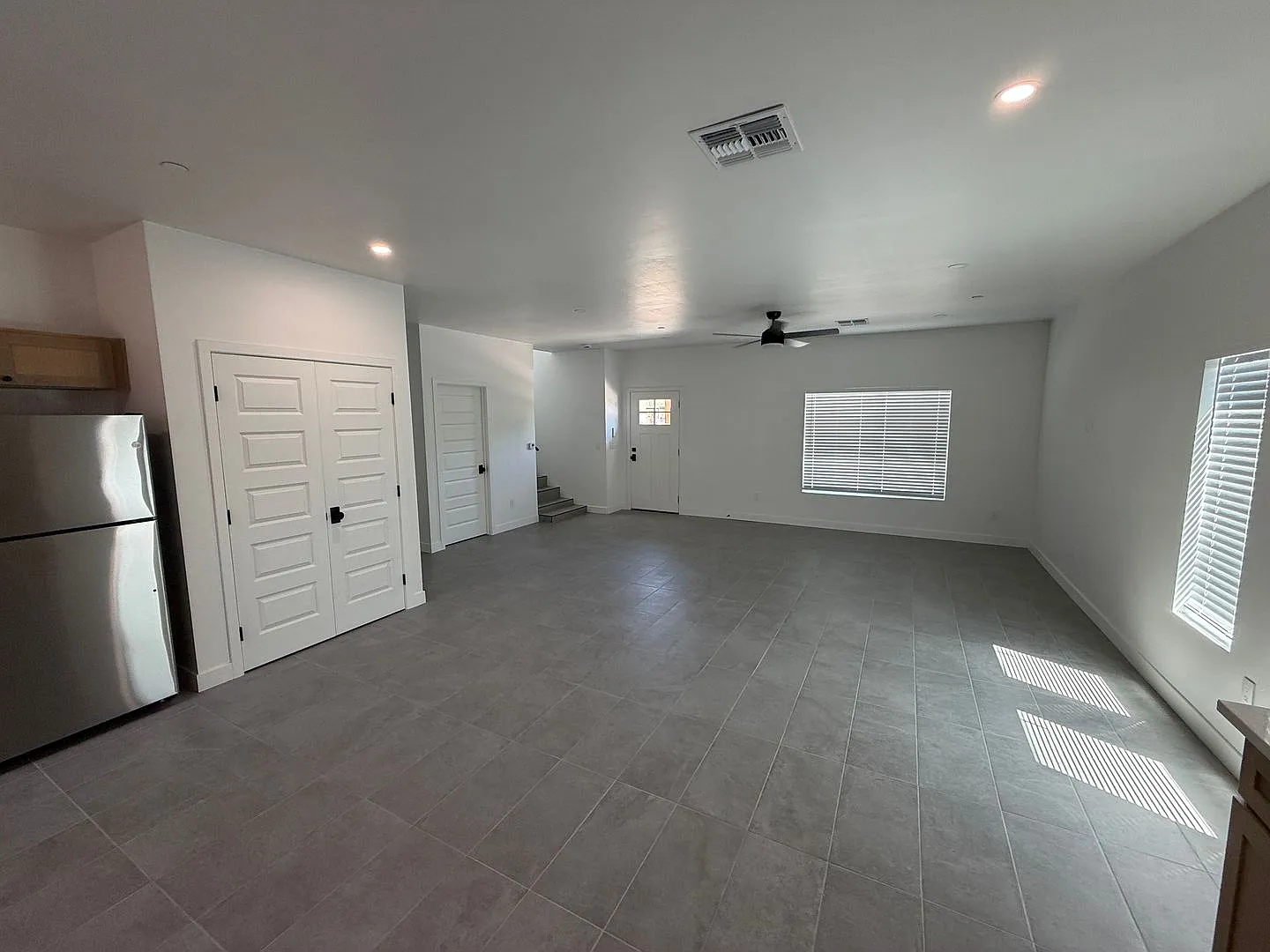 502 Fremont — Photo 2