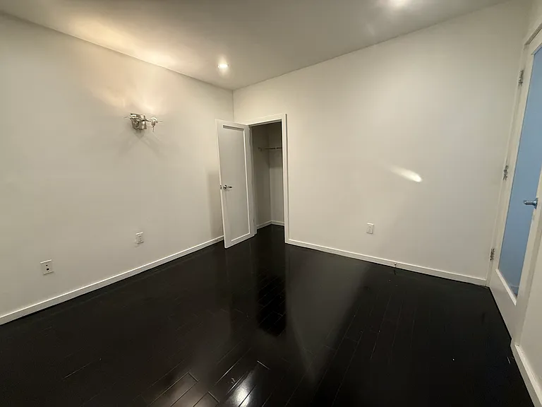 726-28 Market St #206 — Photo 7