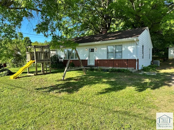 49 2nd St, Collinsville, VA 24078
