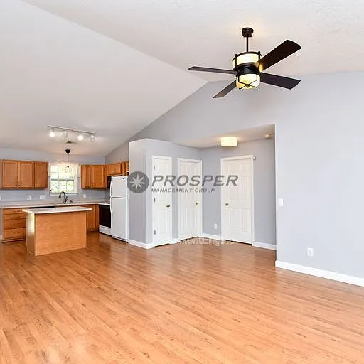 1925 Country Apple Ct — Photo 7