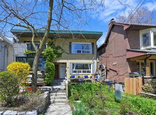 24 Kewbeach Ave FLOOR 2, Toronto, ON M4L1B7