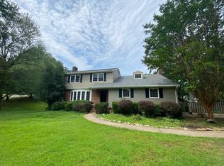 1101 Applewood Cir, Signal Mountain, TN 37377