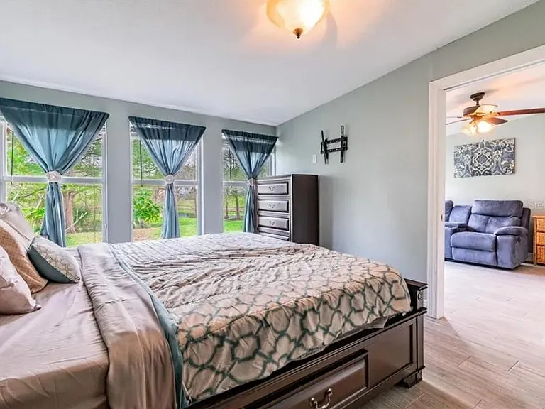 3409 Windy Wood Dr — Photo 22