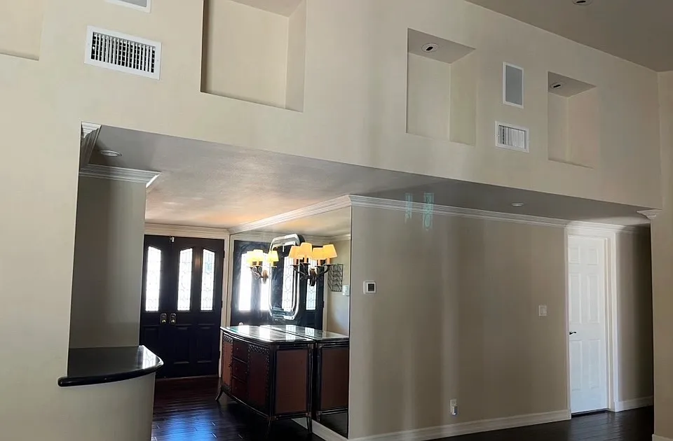 5901 Valerie Ave — Photo 3