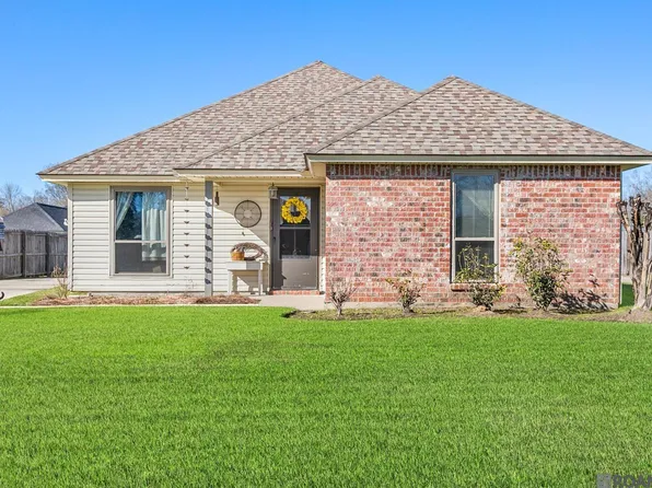 12257 Cottage Hill Dr, Walker, LA 70785