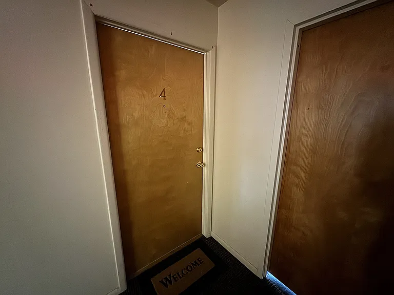 104 Olympic Ct #4 — Photo 3