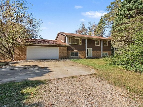 3rd image of 5490 Pingree Rd