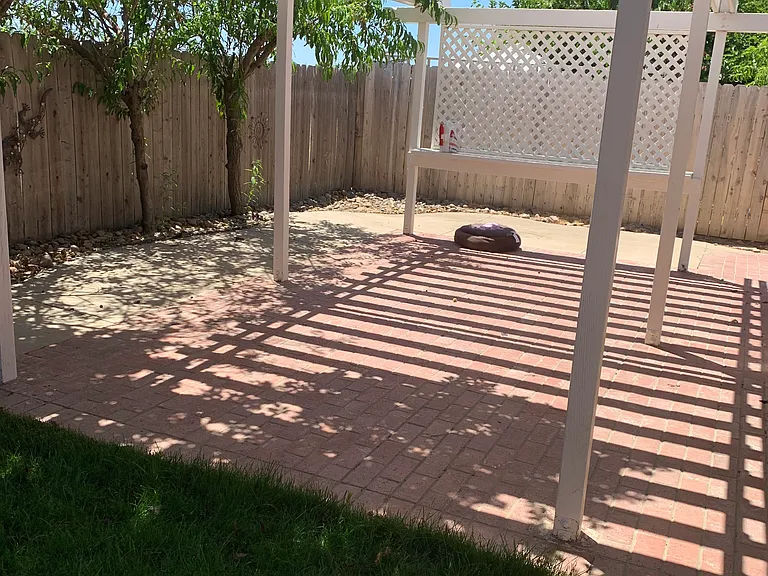 1264 Ivywood Dr — Photo 2