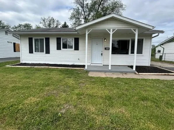 802 Saint Thomas Ln, Cahokia, IL 62206