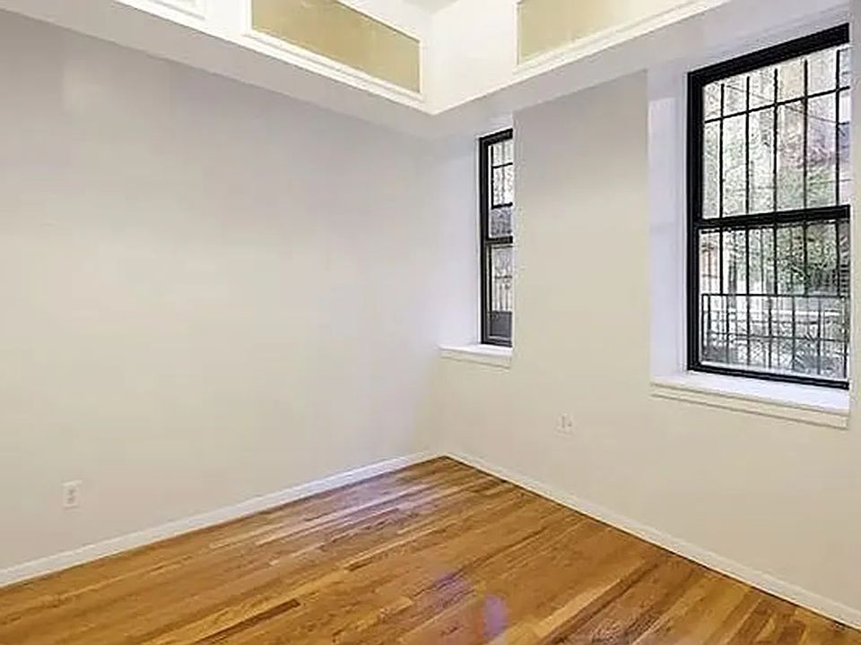 1st image of 164 Waverly Pl APT B2