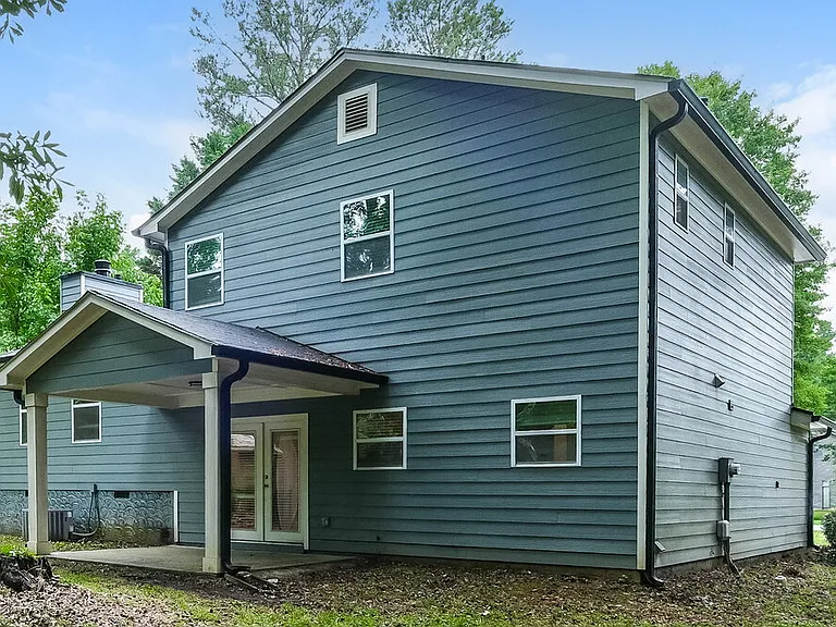 2661 Deerfield Cir — Photo 17