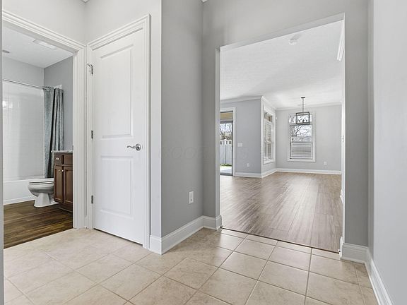 2nd image of 243 Parkgate Ct