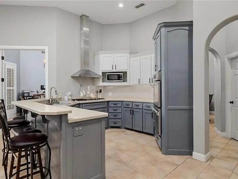 2513 Kings Dr — Photo 8